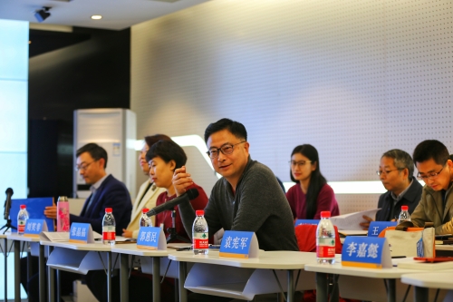 郭惠民副院长介绍必威·BETWAY公外教学改革等工作情况